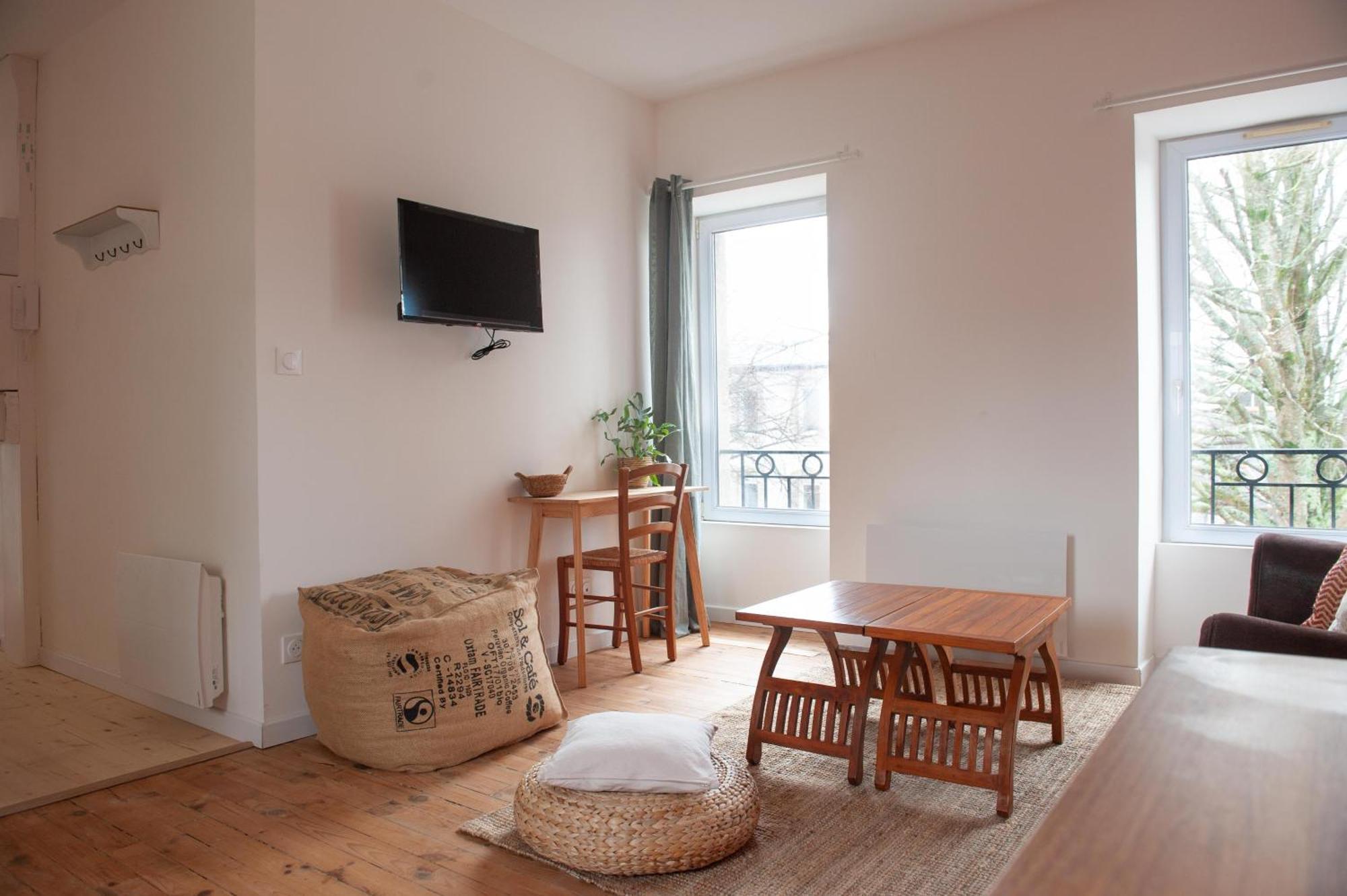 Apartment Immeuble De 3 Avec Cour Interieure