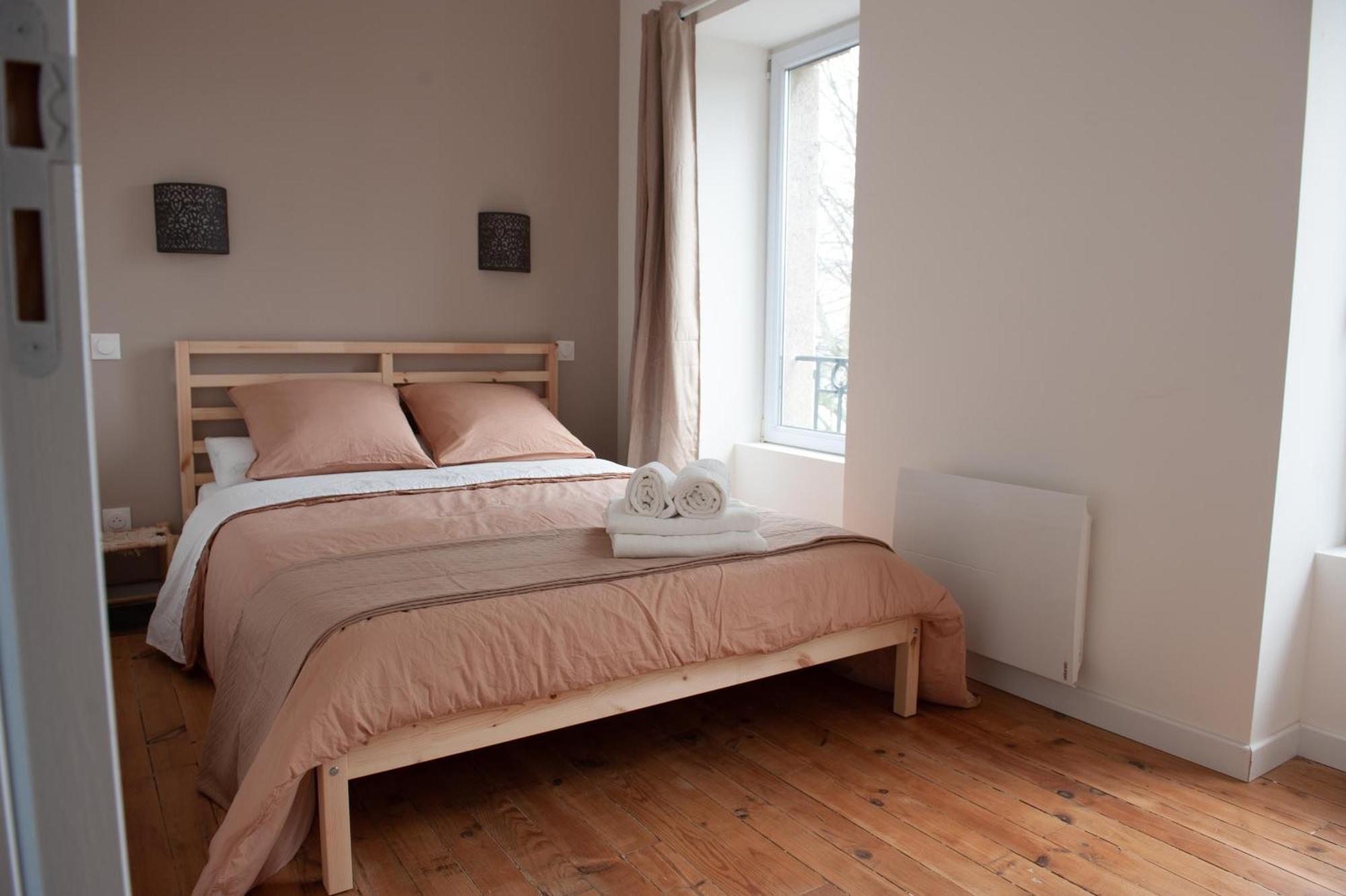 Immeuble De 3 Avec Cour Interieure Apartment *
