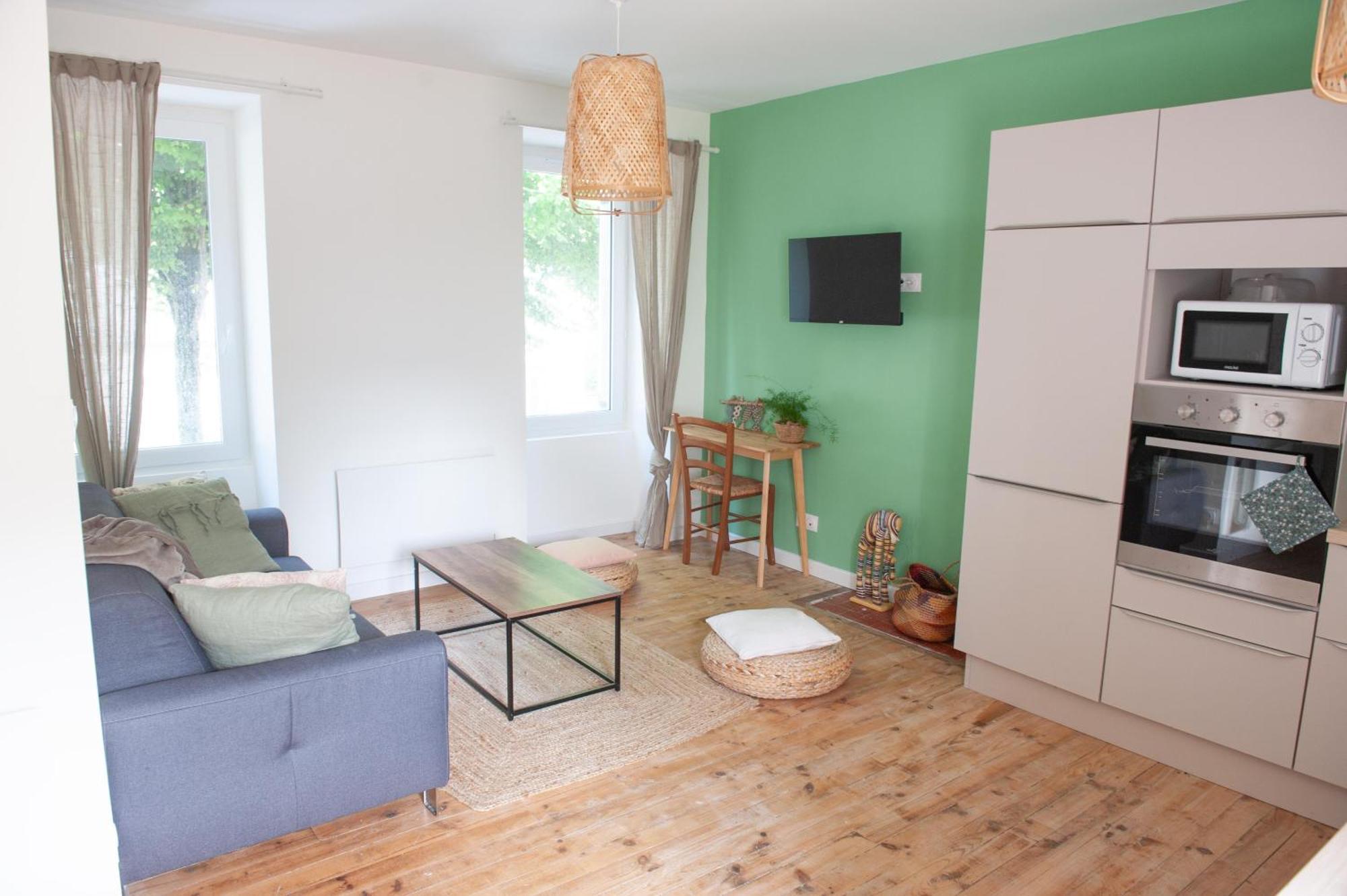 Immeuble De 3 Avec Cour Interieure Apartment *